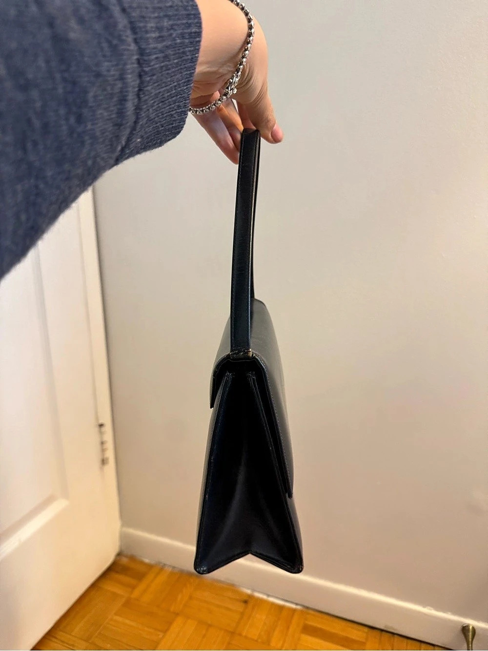 Dark blue bag